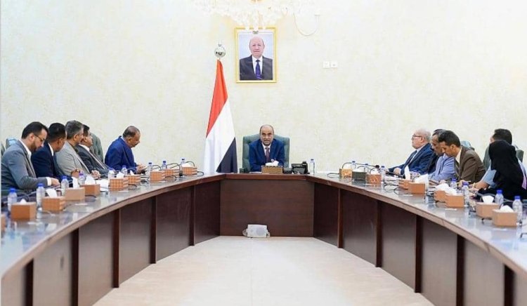 رئيس الوزراء يترأس اجتماعاً لمناقشة أضرار السيول ويؤكد على تضافر الجهود لمواجهة التغيرات المناخية