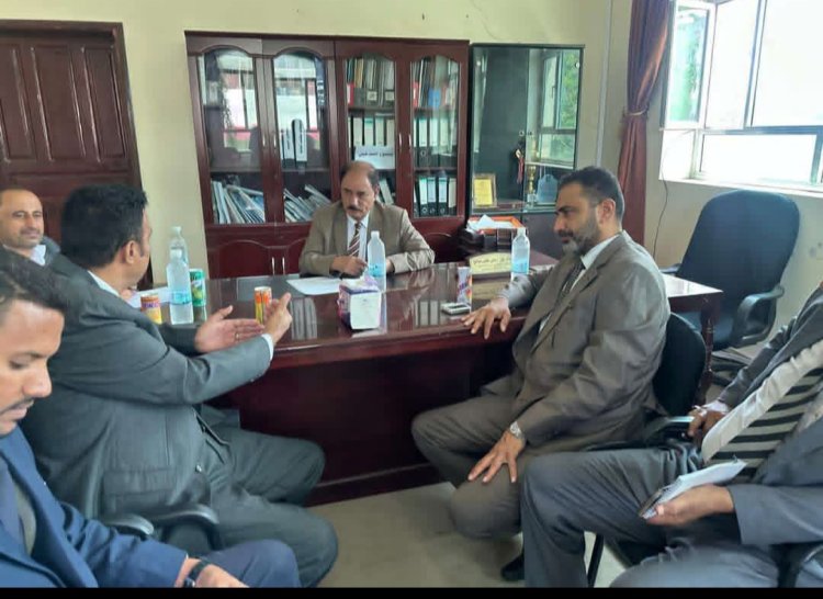 فريق التوجيه والرقابة الرئاسي يلتقي محافظ محافظة الضالع