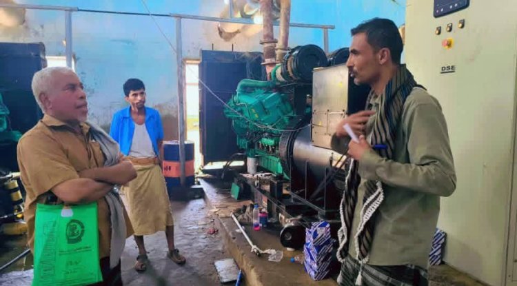 رئيس تنفيذية انتقالي أحور يتفقد محطة كهرباء المديرية ويلتقي مدير مكتب الزراعة والري بالمديرية