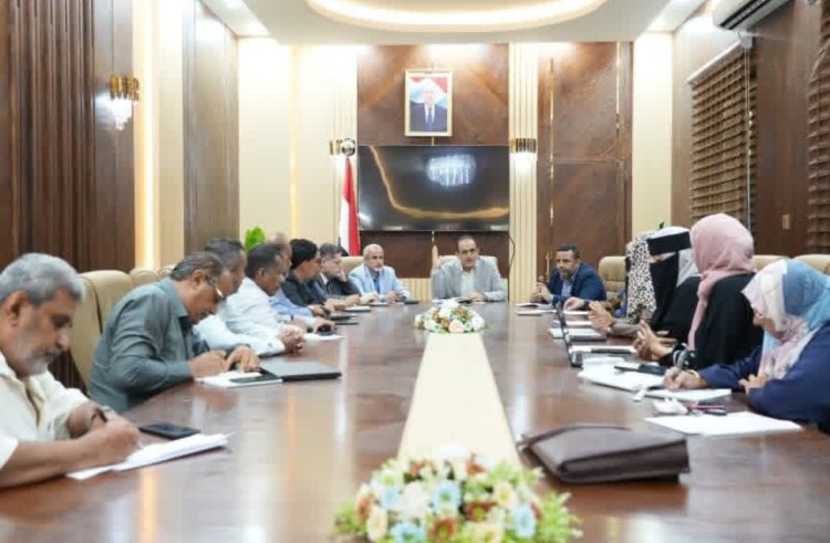 وزير الصحة يترأس اجتماعين للطوارئ الصحية ومشروع التأهب والاستجابة للاوبئة