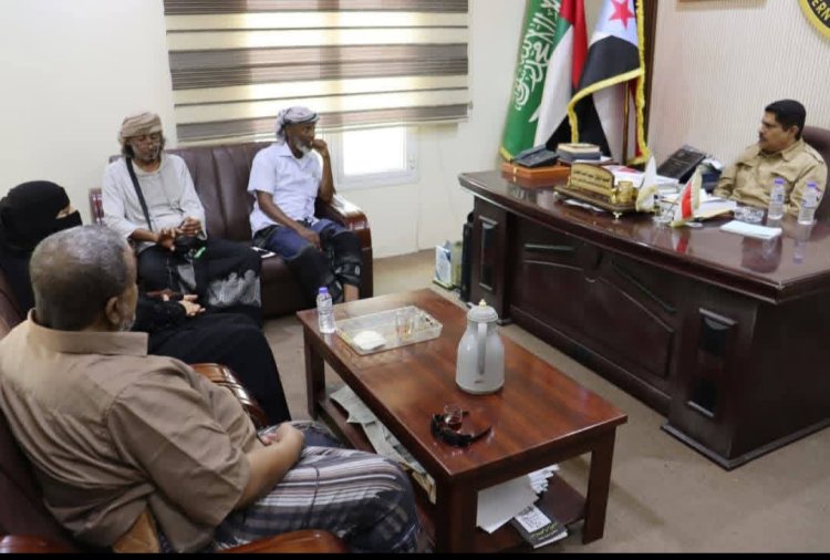 العميد المحمدي يلتقي نقابة المعلمين والتربويين الجنوبيين بساحل حضرموت