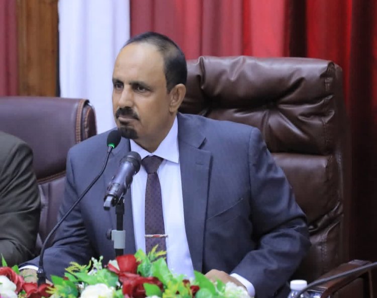 محافظ حضرموت يصدر قرارًا بتكليف مديرٍ عامٍ لمديرية العبر