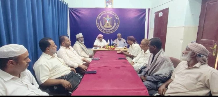 انتقالي تريم يعقد اجتماعا بأعضاء الجمعية والمجلس الاستشاري لمناقشة أوضاع المديرية