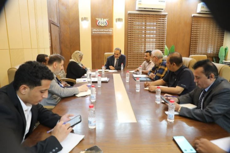 وزير الصحة يبحث مع منظمة الصحة العالمية سبل تعزيز مشروع عمليات الطوارئ وتطوير منظومة الاستجابة