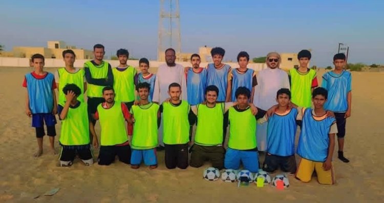 انتقالي ثمود يقدم مستلزمات رياضية لفريق شباب ثمود