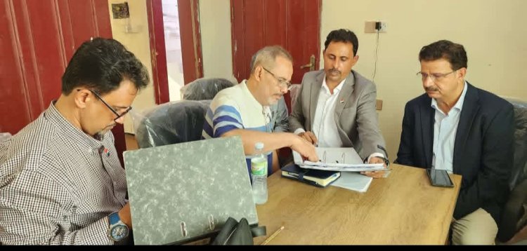 فريق التوجيه والرقابة الرئاسي يطّلع على الأداء التنظيمي والمالي والإداري لتنفيذية انتقالي سقطرى