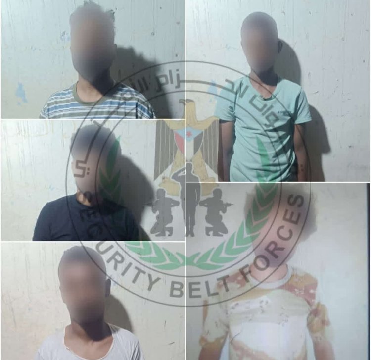 قوات الحزام الأمني تنفذ ثلاث عمليات ناجحة وتضبط عصابة تقطع وتستعيد حافلة مسروقة بالعاصمة عدن