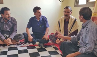 انتقالي شبوة يتفقد عددًا من أسر الشهداء والجرحى وذوي الاحتياجات الخاصة بالمحافظة