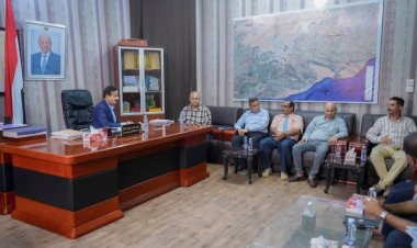 محافظ شبوة يناقش الاستعدادات النهائية لتشغيل مطار عتق الدولي والخطط القادمة لاستئناف الرحلات الجوية