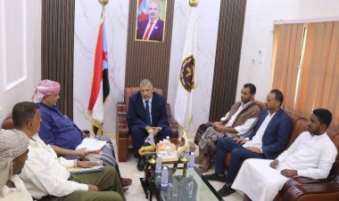 فريق التوجيه والرقابة الرئاسي يطلع على سير العمل الإداري والمالي بانتقالي المهرة