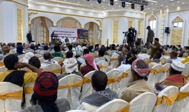 اللجنة المجتمعية تعقد لقائها العام وتدين استخدام ملف الكهرباء للضغوطات السياسية بالمكلا