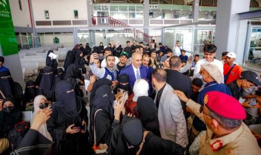 ضمن استراتيجية بناء جيل متسلح بالعلم.. 100 طالب وطالبة يبتعثهم المجلس الانتقالي للدراسة في الخارج بدعم من دولة الإمارات