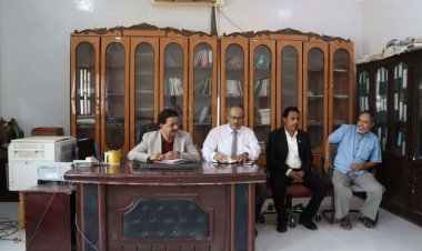 فريق التوجيه والرقابة الرئاسي يلتقي نخبة من الأكاديميين بكليتي التربية والمجتمع في سقطرى