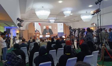 رئيس الوزراء يؤكد دعم الحكومة لانجاح خطة حضرموت للتنمية الاقتصادية والاجتماعية انطلاقًا من مكانتها التاريخية والريادية