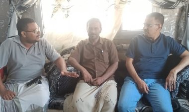 الأمين العام لمحلي حضرموت يقدم واجب العزاء لأسرة الفقيد احمد عمر مدي المدير الأسبق لمديرية الشحر