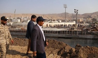 محافظ حضرموت يطلع على سير العمل في استكمال المرحلة الأخيرة لجسر المنورة