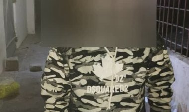 أمن العاصمة عدن يضبط المتهم الرئيس في تفجير مبنى شرطة القلوعة.