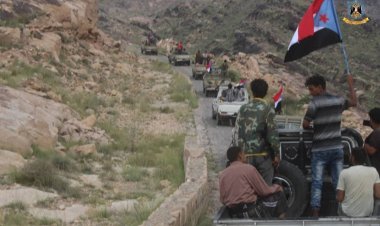 بموكب جنائزي مهيب.. الضالع تشيع الشهيد البطل يوسف عبدالعزيز إلى مأواه الأخير في منطقة حرير