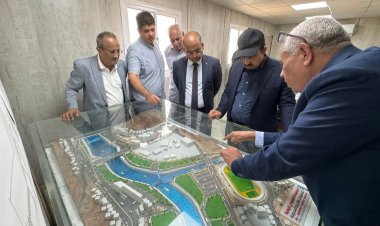 خلال لقاء جمعه بإدارة مجموعة العمودي للمقاولات.. محافظ حضرموت يطلع على مستوى التنفيذ في مشروع خور المكلا "المرحلة الثانية"