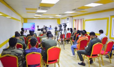 إدارة أمن المكلا تعقد مؤتمرًا صحفيًا لاستعراض تقرير مفصل عن جرائم النصب والاحتيال وتشدد على أهمية رفع مستوى الوعي المجتمعي