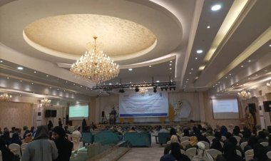 شرطة عدن تعقد مؤتمراً استثنائياً للشرطة النسائية وتستعرض ورقة السياسات الخاصة بدورها الأمني