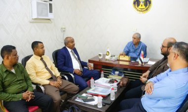 فريق التوجيه والرقابة الرئاسي يناقش الأنشطة التعليمية والشبابية والرياضية بالمكلا