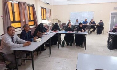 بحضور فريق الرقابة الرئاسي.. انتقالي العاصمة عدن ينظم ورشة عمل حول “مهارات الخدمة الاجتماعية والصحية بالمدارس”