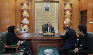 محافظ حضرموت يشيد بأنشطة وبرامج مؤسسة حضرموت للثقافة