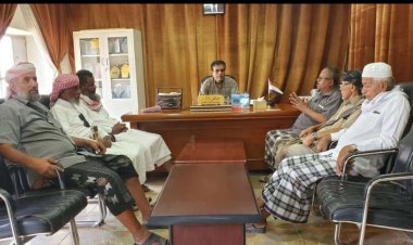 انتقالي القطن يبحث مع السلطة المحلية سبل تعزيز الإصلاحات الاقتصادية بالمديرية