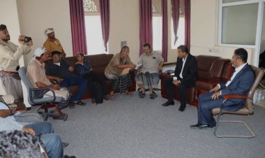 رئيس تنفيذية انتقالي أبين ومحافظ المحافظة يبحثان فرص الاستثمار في المحاجر بمديرية لودر