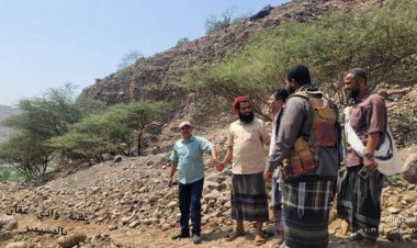 لحج.. المدير العام ومدير أمن المسيمير يتفقدان أعمال صيانة وتأهيل وإصلاح عدد من الطرقات بالمديرية