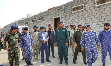 محافظ حضرموت يشيد بيقظة الأبطال في مكافحة المخدرات ويؤكد: لا تهاون مع من يستهدف مجتمعنا بالسموم