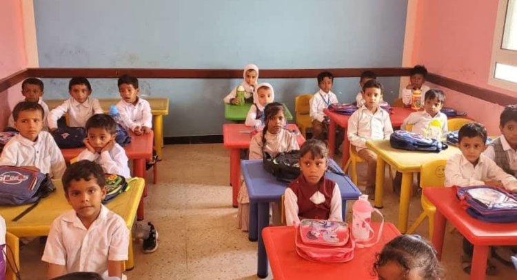 مدير تربية الضليعة يتفقد سير الدراسة بمدرسة الطليعة، وروضة أطفال الضليعة في اليوم الثاني للعام الجديد 2025-2026م.