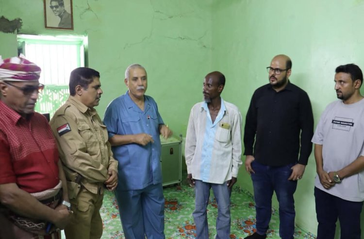 المحامي الشعيبي والعميد المحمدي يزوران أسرة أول شهيد بالحراك الجنوبي بحضرموت "صلاح القحوم"