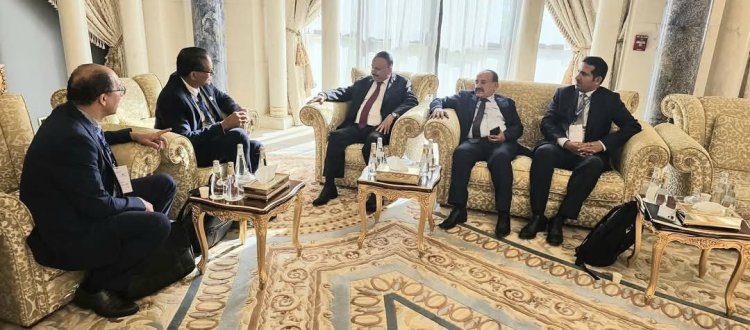 وزير النقل يبحث مع مسؤول بالمنظمة البحرية الدولية سبل التعاون والتنسيق المشترك