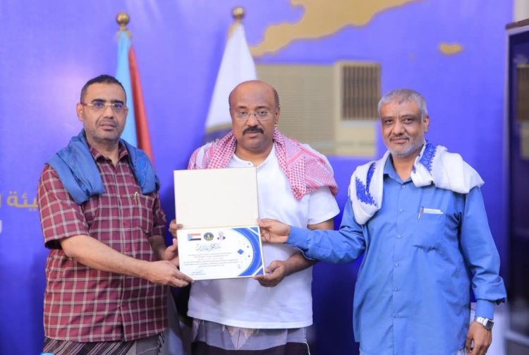 انتقالي شبام يكرم مطبق وصبيح وباحفين تقديرا لعطائهم الإعلامي