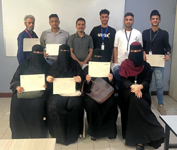 مطار عدن الدولي يختتم الأسبوع الثاني من تدريب التوعية الأمنية لـ30 موظفاً من كوادره