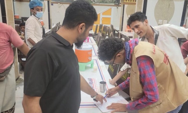 ضبط أحد المطاعم السياحية الكبيرة المخالفة في مديرية المنصورة بعدن