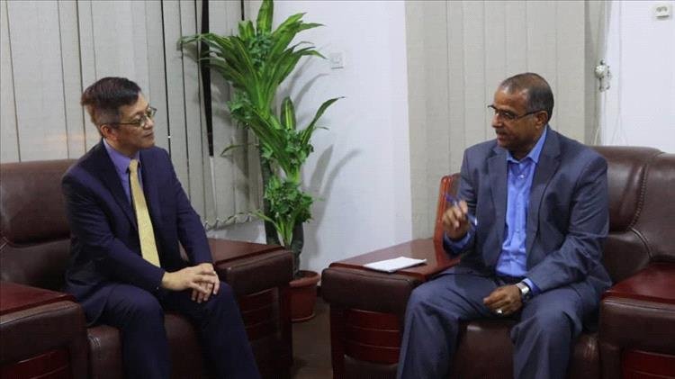 الوزير الزعوري يلتقي رئيس بعثة منظمة “إنترسوس” الجديد ويؤكد دعم أنشطة المنظمة في اليمن