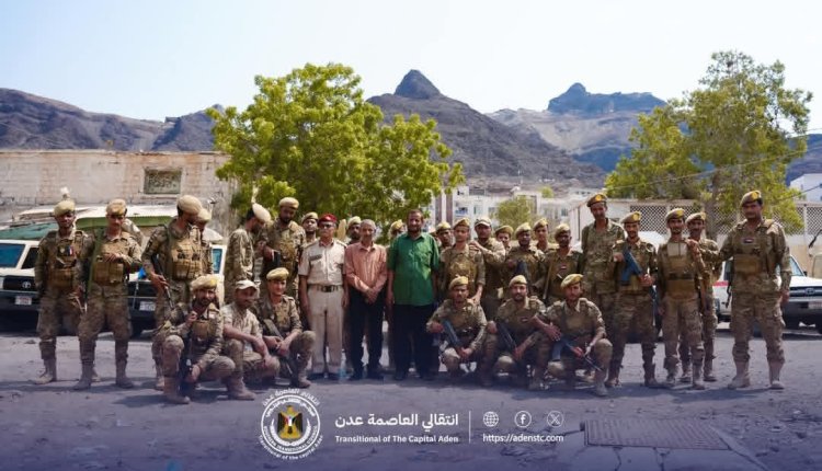 في الذكرى الـ54 لتأسيسه.. انتقالي العاصمة عدن يستحضر تاريخ الجيش الجنوبي ودوره الوطني
