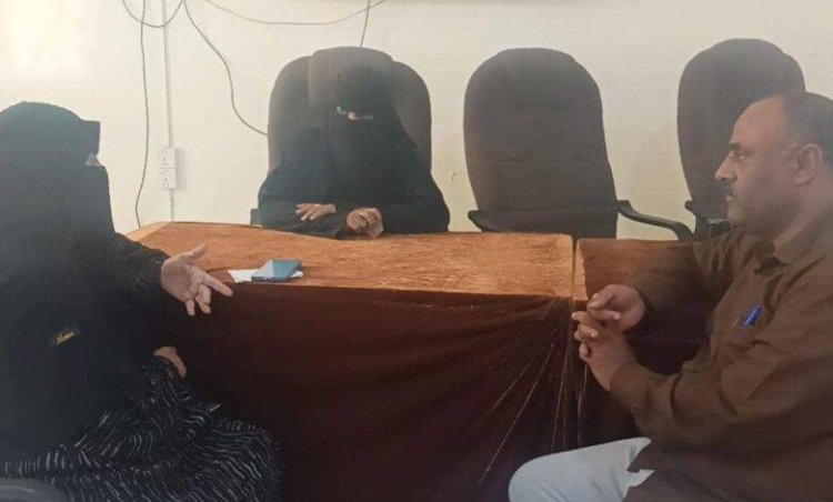 انتقالي لحج يبحث مع مدير الصحة الإنجابية سبل تعزيز الخدمات الصحية للمرأة والطفل