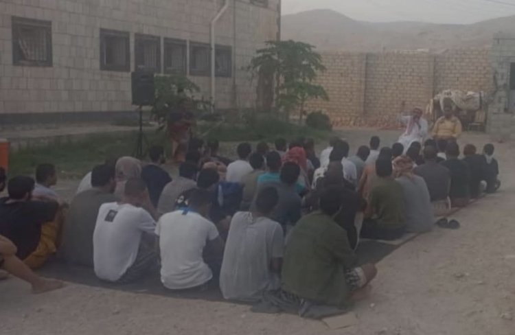 مكافحة المخدرات بساحل حضرموت تنظم أمسية توعوية للمحتجزين والموقوفين