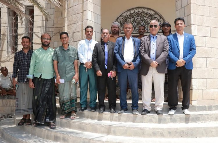 رئيس محكمة استئناف حضرموت يزور محكمة الشحر الابتدائية وإدارة أمن المديرية