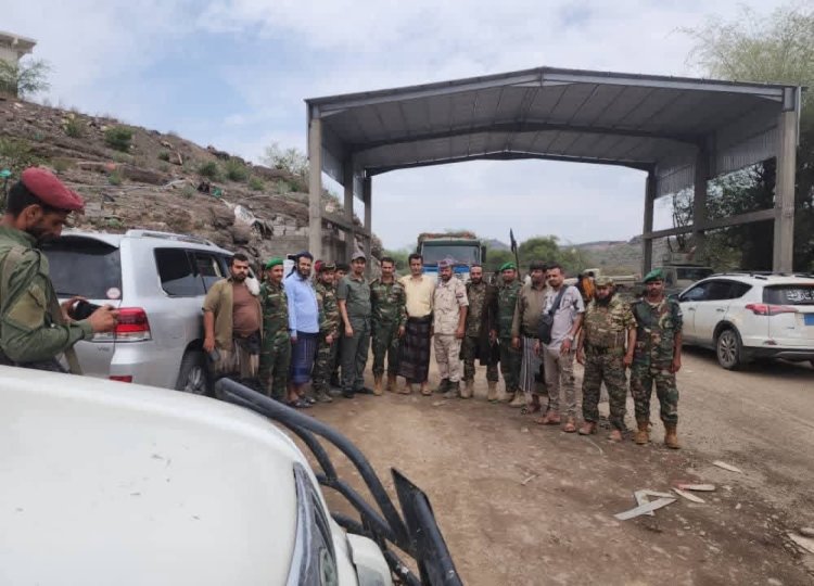 بتكليف من العميد الوالي..فريق من القيادة العامة للحزام الامني يزور قوات الحزام بالضالع