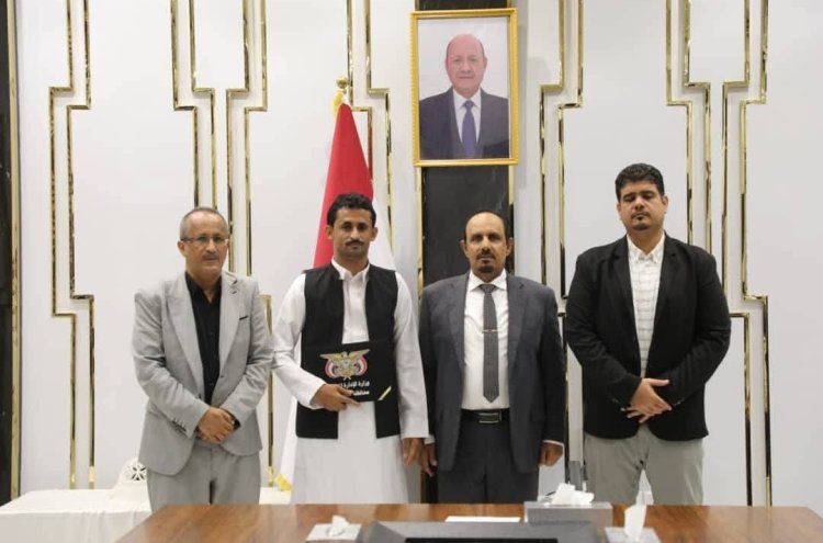 محافظ حضرموت يرعى توقيع عقود مشاريع تحسين لشوارع مدينة المكلا وتطوير البنية التحتية