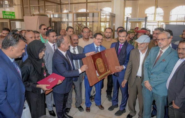 برعاية معالي وزير النقل.. الخطوط الجوية اليمنية تدشن أولى رحلاتها إلى مطار عتق الدولي في محافظة شبوة