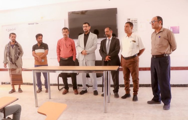 الدكتور لمروق يدشّن العام الدراسي الجديد بمعهد أمين ناشر العالي للعلوم الصحية في شبوة