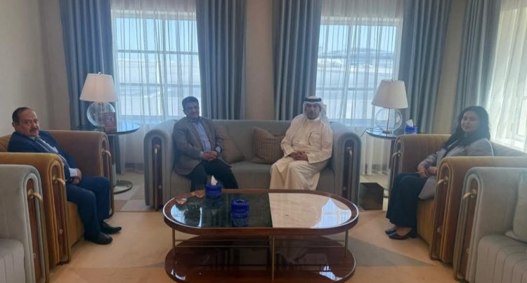 وزير النفط والمعادن يصل البحرين لرئاسة وفد بلادنا في مؤتمر الشرق الأوسط للنفط والغاز والعلوم الجيولوجية