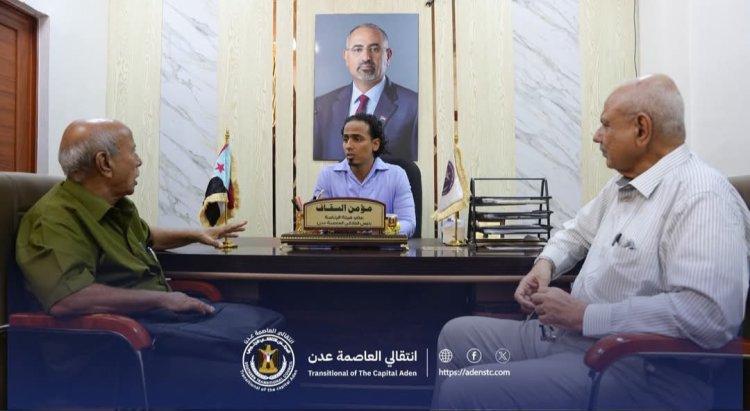 السقاف يبحث مع فريق التوجيه والرقابة الرئاسي سبل تعزيز الأداء المؤسسي