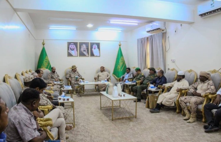 محافظ سقطرى يودّع قائد قوة  808 للدعم والإسناد السلف  ويستقبل الخلف